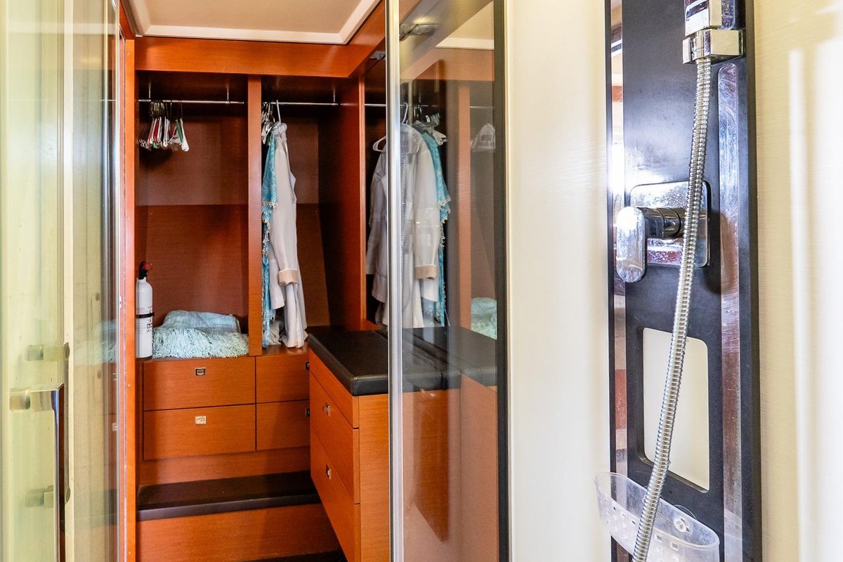 2014 Prestige 55 