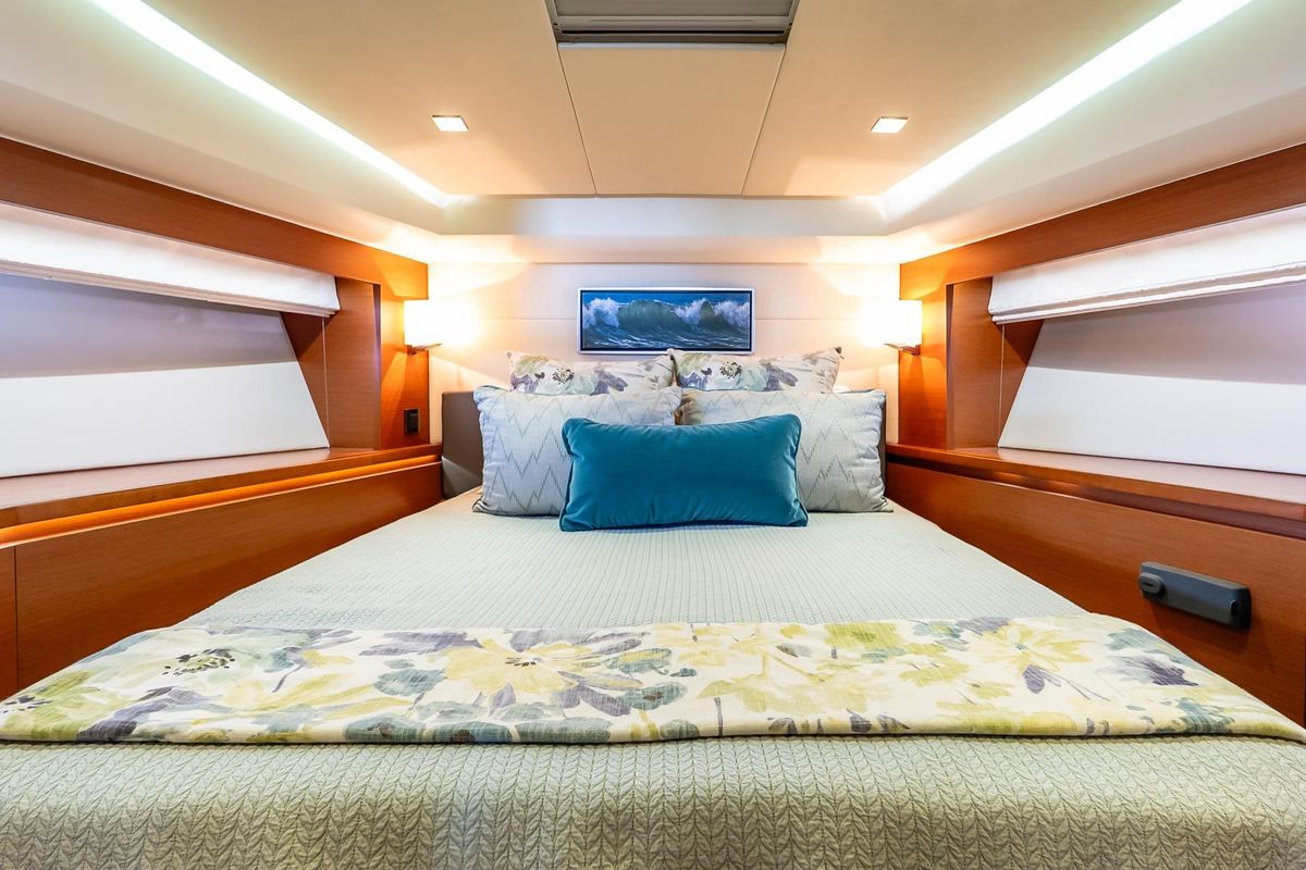 2014 Prestige 55 