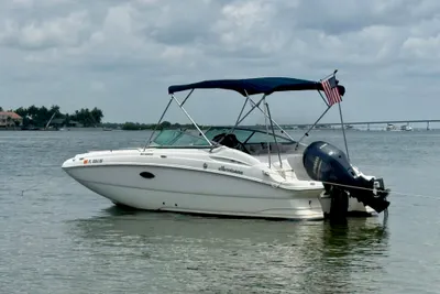 Hurricane SunDeck 2200 OB