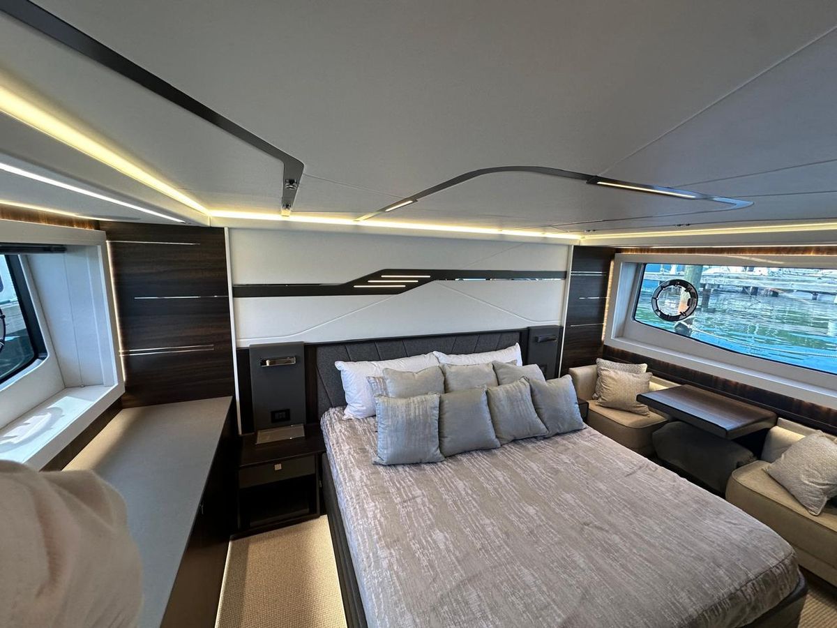 2023 Sunseeker 67 