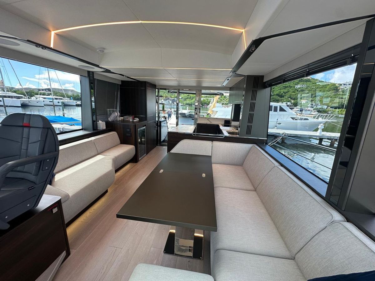 2023 Sunseeker 67 