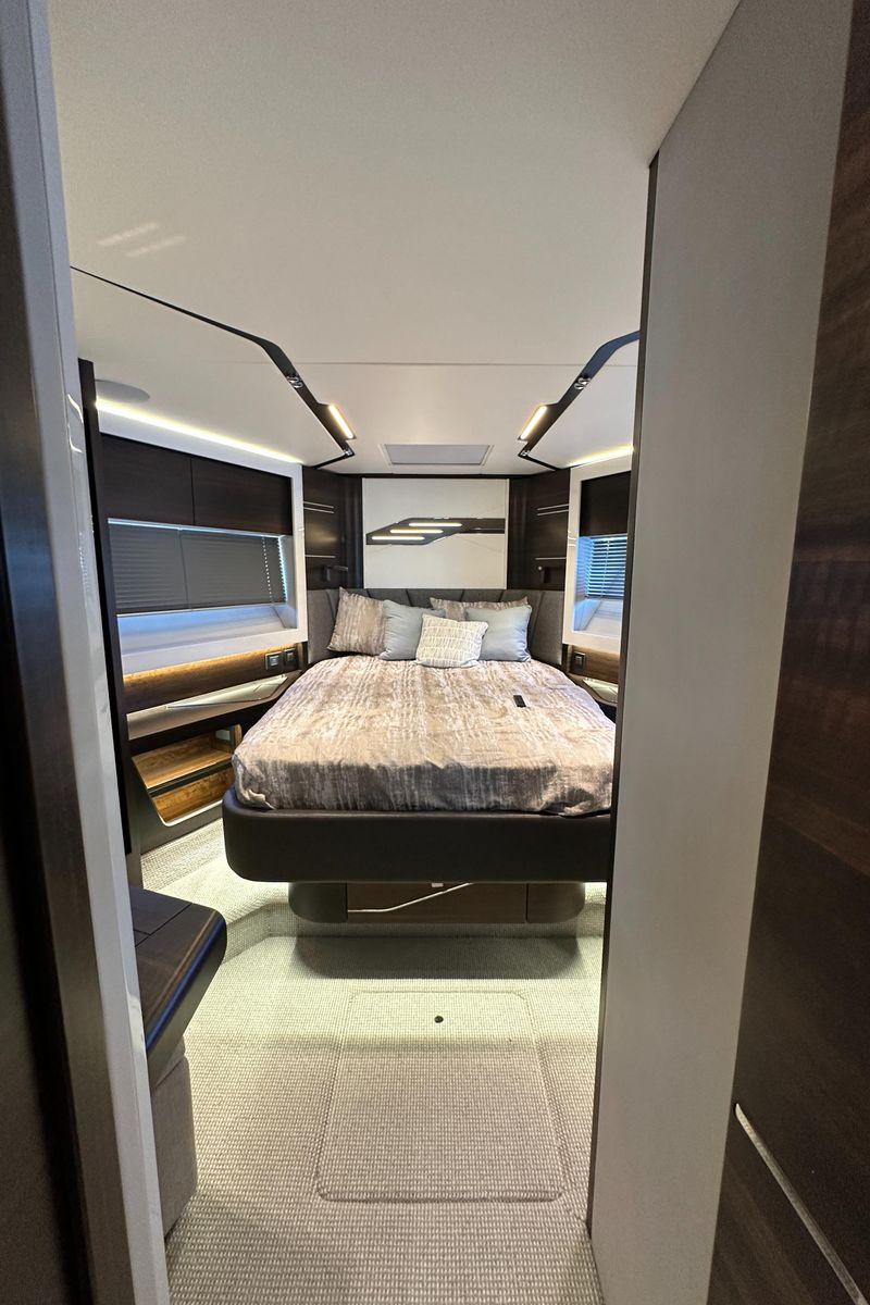 2023 Sunseeker 67 