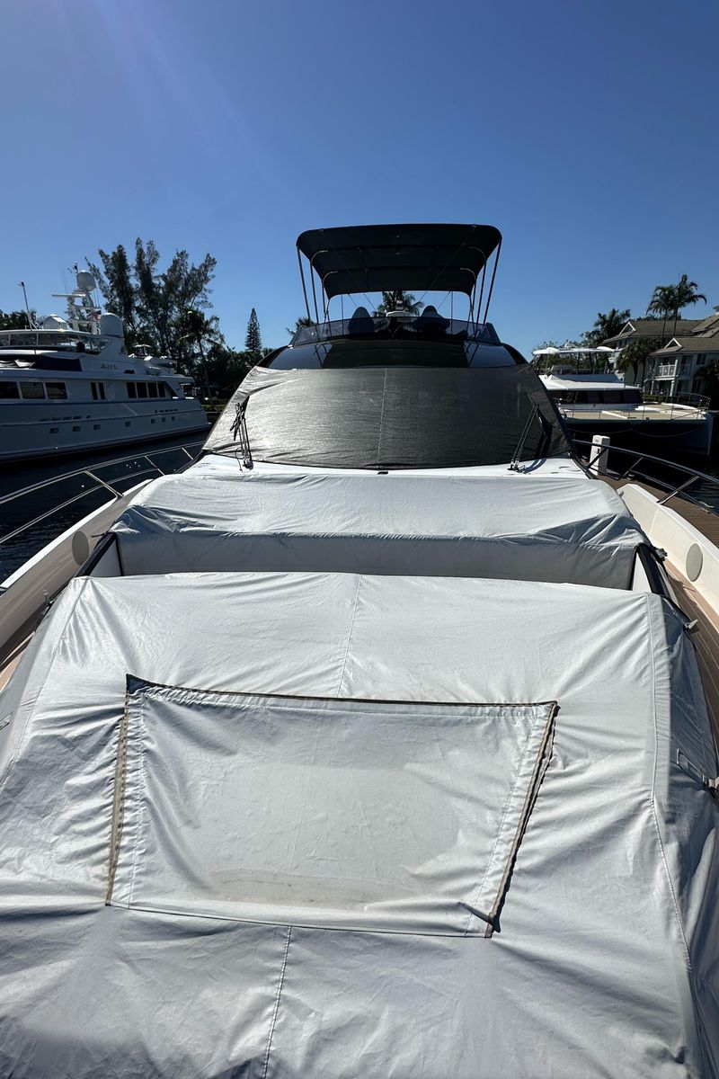 2023 Sunseeker 67 