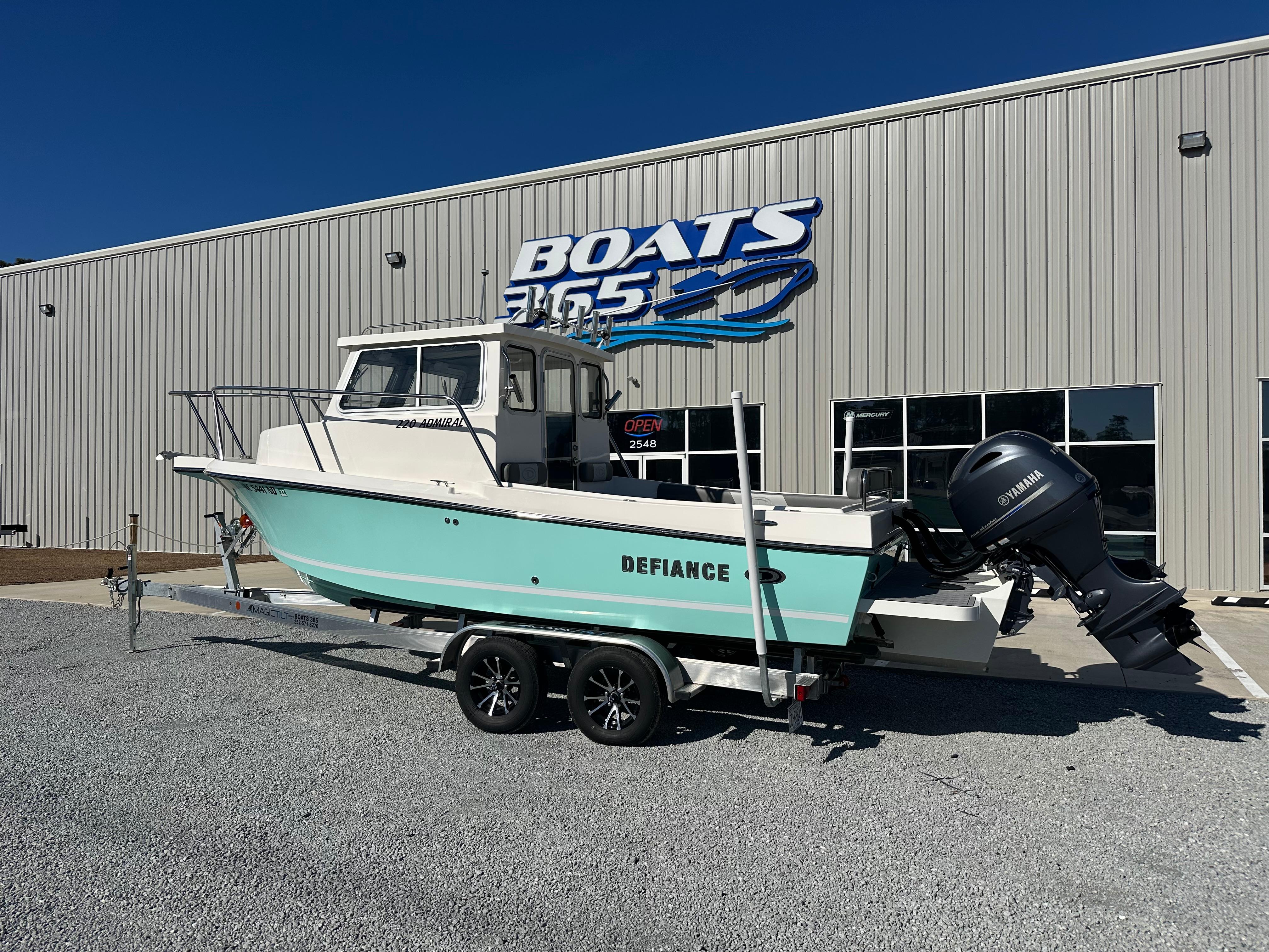 Defiance 220 Admiral