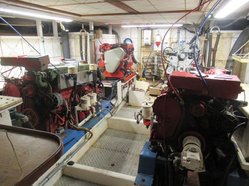 1985 DeFever 44 Trawler