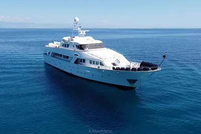 Benetti Steel