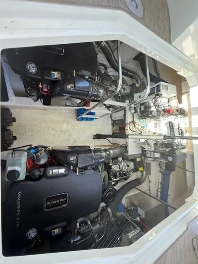  Yacht Photos Pics Engine compartment of 2009 Cruisers Yachts 420 Coupe, featuring Volvo Penta engines.