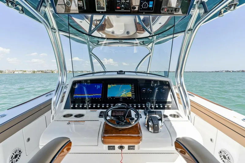 Steel Humble Yacht Photos Pics 