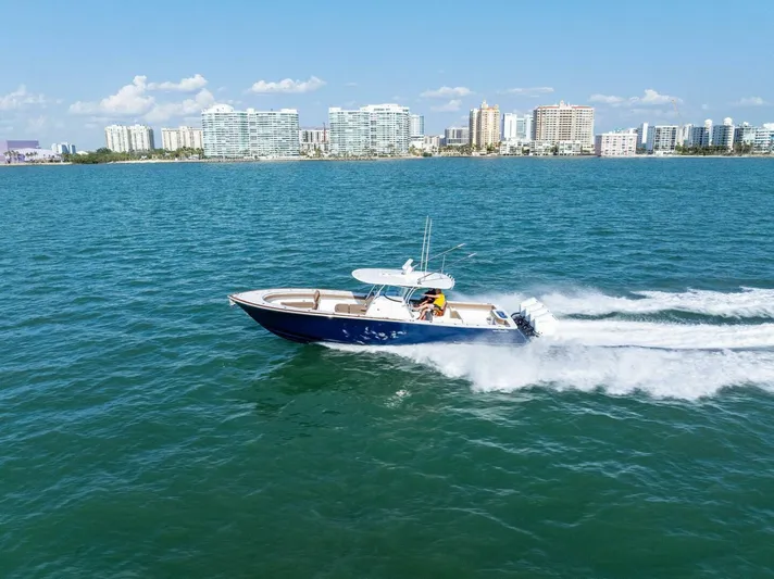 Steel Humble Yacht Photos Pics 