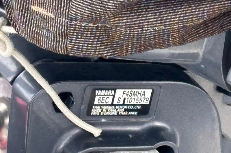 Moondance Yacht Photos Pics Yamaha motor label on Island Packet 370, 2007 model, with serial number details.