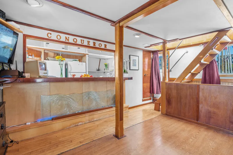 Ev Discovery / "conqueror" Yacht Photos Pics 