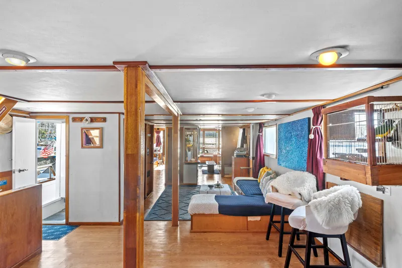 Ev Discovery / "conqueror" Yacht Photos Pics 