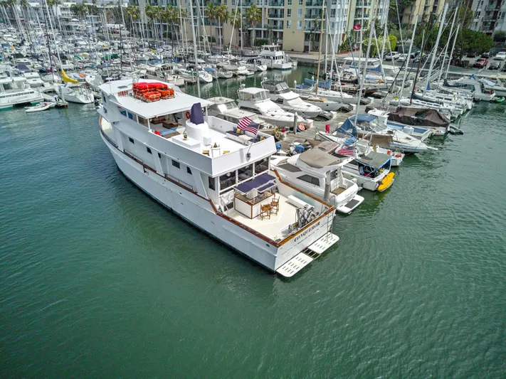 Ev Discovery / "conqueror" Yacht Photos Pics 