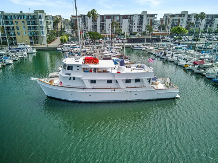 Ev Discovery / "conqueror" Yacht Photos Pics 