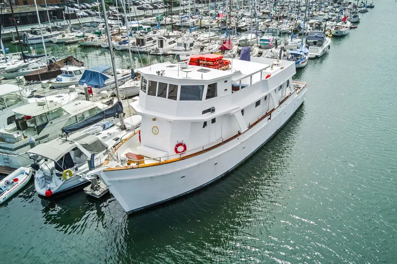 Ev Discovery / "conqueror" Yacht Photos Pics 