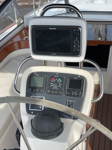 2003 Bavaria OCEAN 44 Center Cockpit