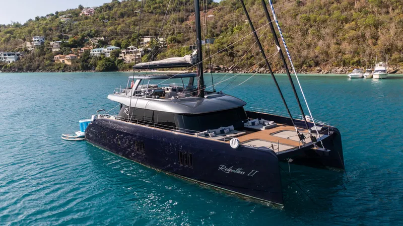 Relentless II Yacht Photos Pics 