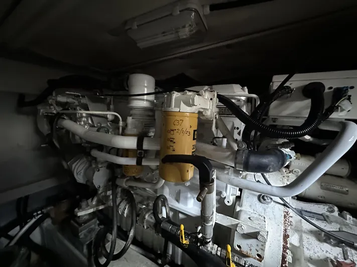 42 Azimut Fly Yacht Photos Pics 