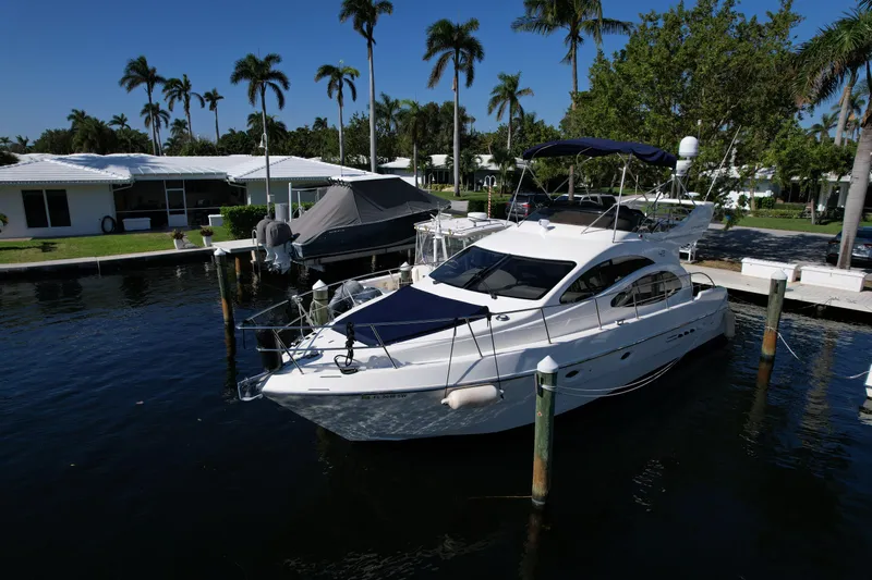 42 Azimut Fly Yacht Photos Pics 