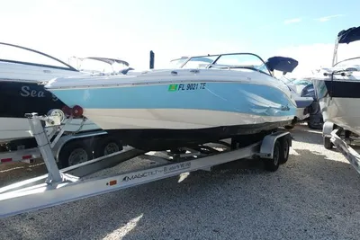 NauticStar 223 DC