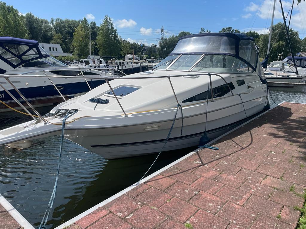 Bayliner 2855 deals