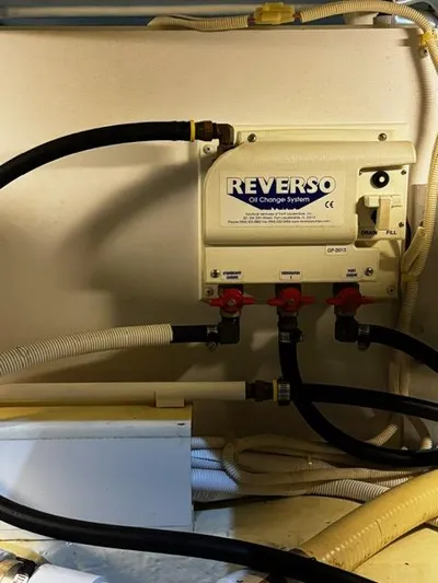  Yacht Photos Pics Reverso oil change system in a 2004 Carver 360 Sport Sedan.
