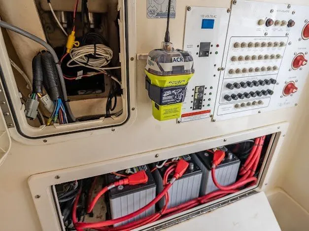  Yacht Photos Pics Electrical panel and battery setup on a 2010 Edgewater 318CC boat.