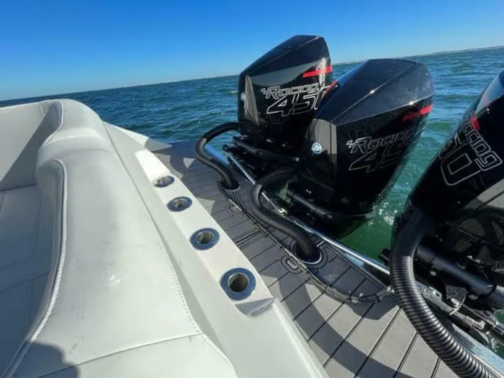 Power Slave Yacht Photos Pics 