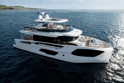 2027 Absolute Navetta 66