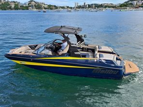Malibu M235