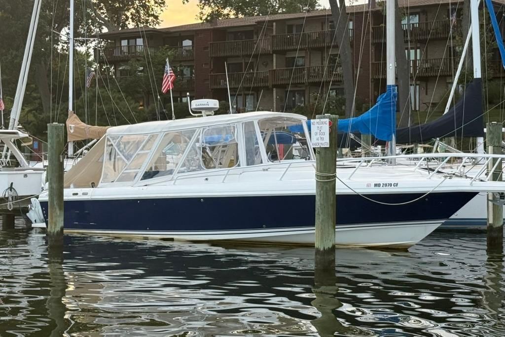 2000 Intrepid 36 