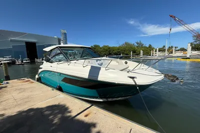 Sea Ray Sundancer 320 Outboard