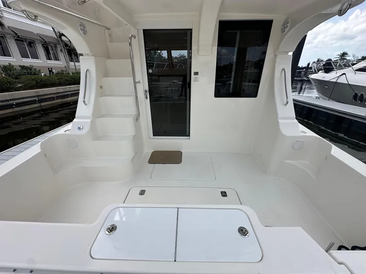 Polo Pony Yacht Photos Pics 