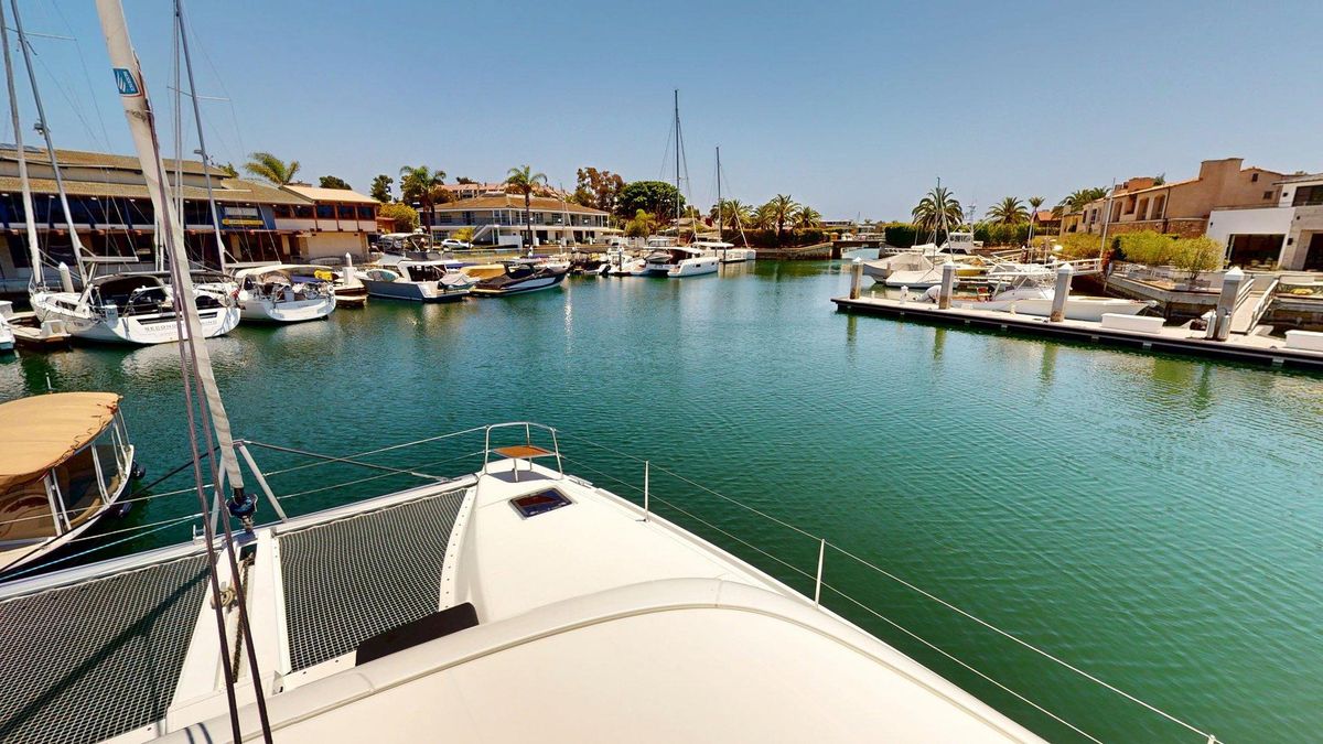 2020 Lagoon 45 