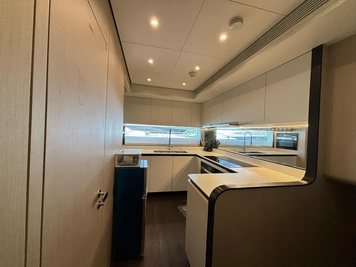 Long Teng Yacht Photos Pics 