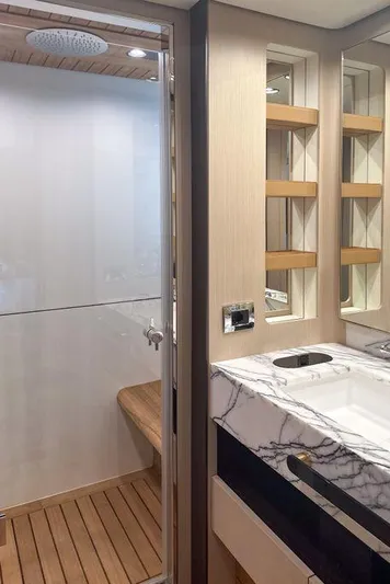 Long Teng Yacht Photos Pics 