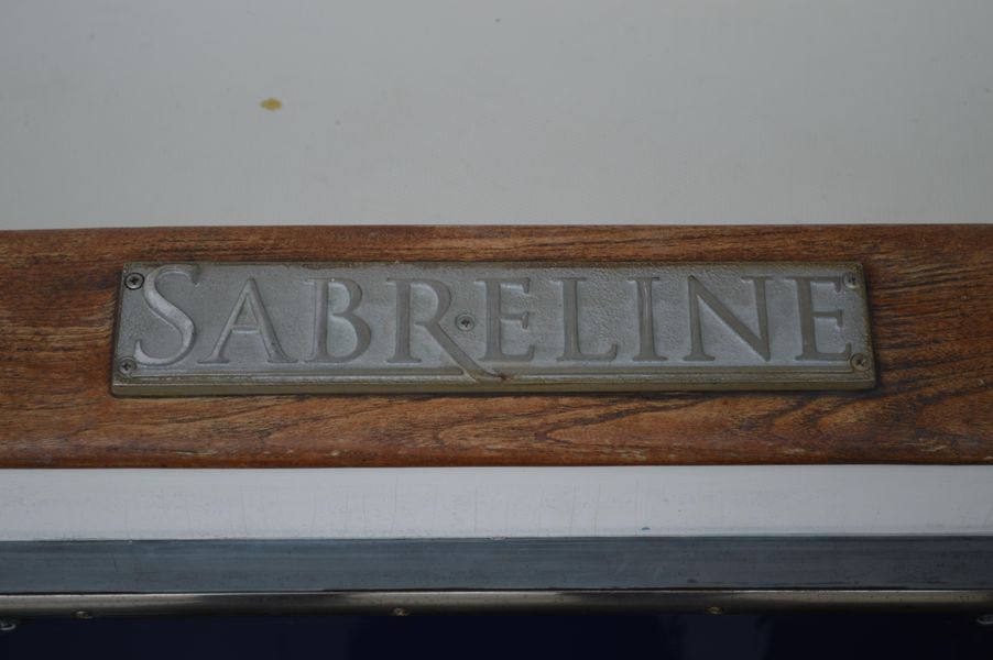 2002 Sabreline 47 Aft Cabin