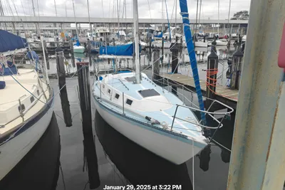 Lancer Yachts 30 Sloop