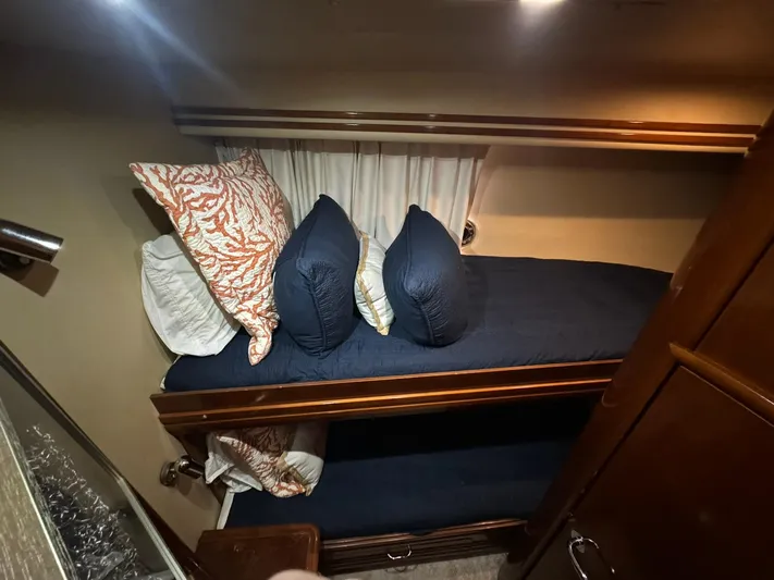 Clould 9 Yacht Photos Pics 