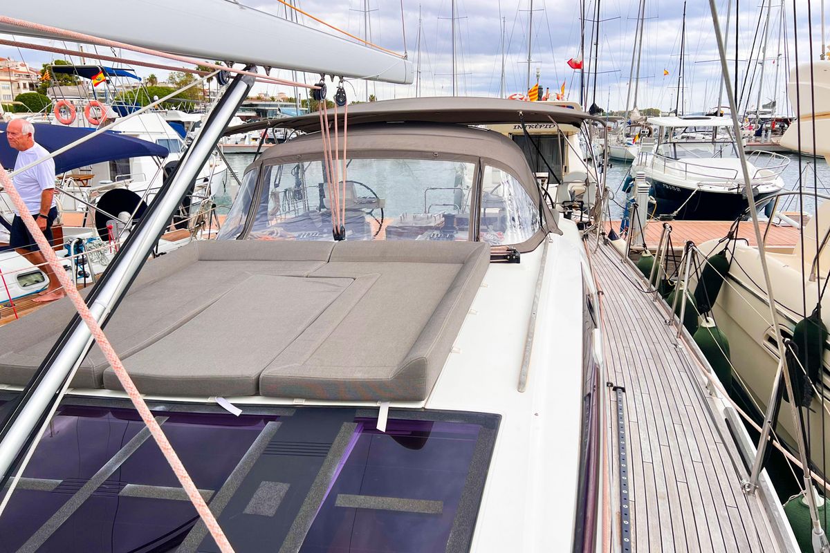 2018 Dufour 49 