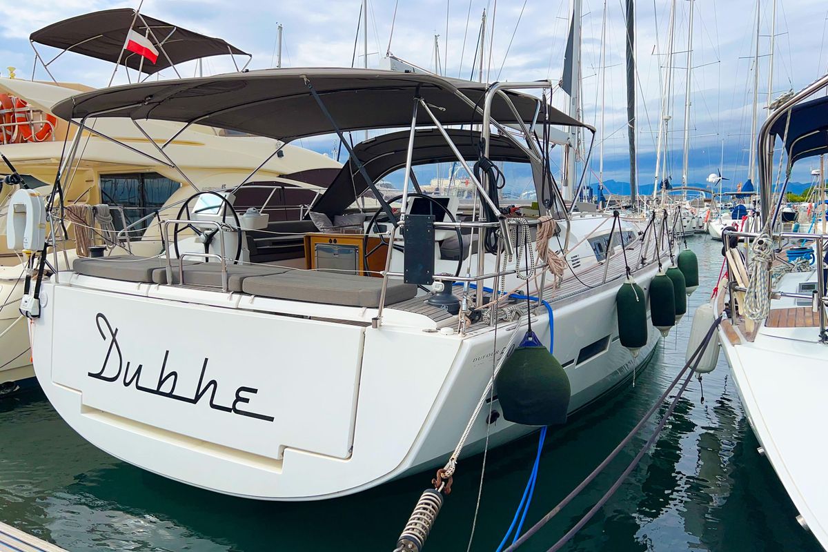 2018 Dufour 49 