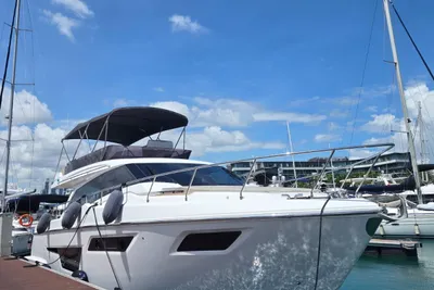 Ferretti Yachts 500