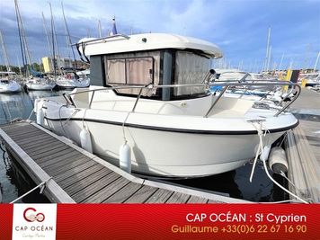 2016 Quicksilver 605 Pilothouse