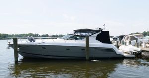 1996 Trojan 440 Express Yacht