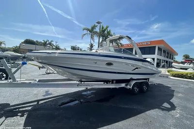 Crownline E290 XS