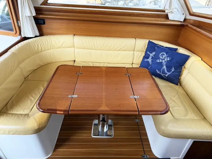  Yacht Photos Pics Foto_Cantieri_Estensi_360_Goldstar_11.jpeg