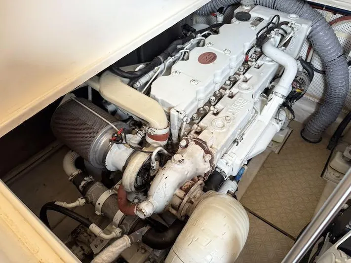  Yacht Photos Pics Foto_Cantieri_Estensi_360_Goldstar_23.jpeg