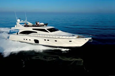 Ferretti Yachts 681