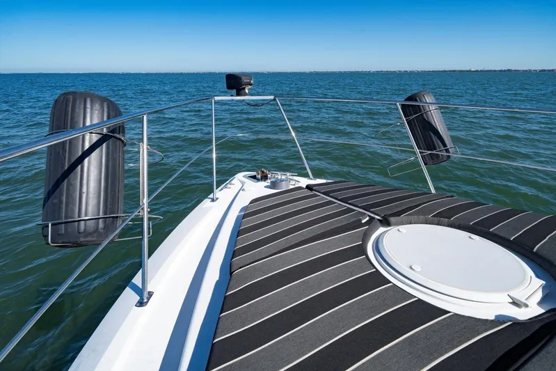 Cape San Blas Inn Yacht Photos Pics 1998 Carver 455 Aft Cabin Motor Yacht deck view on open water.