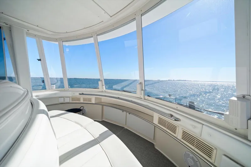 Cape San Blas Inn Yacht Photos Pics Interior view of 1998 Carver 455 Aft Cabin Motor Yacht with ocean scenery.